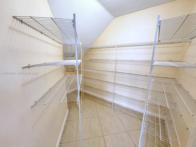 Building Photo - 5028 SW 170th Ave