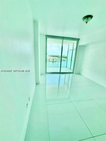 Building Photo - 400 Sunny Isles Blvd