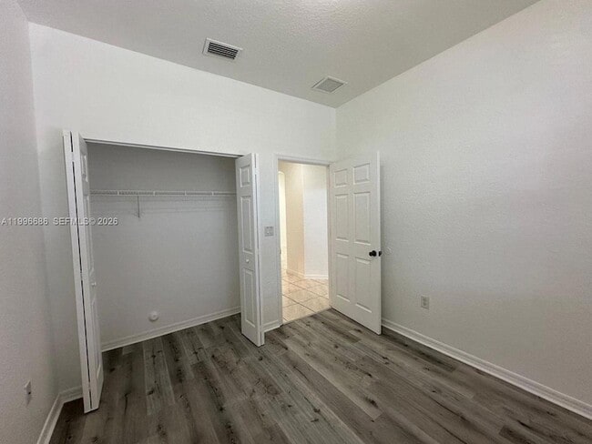 Building Photo - 10985 SW 239th Terrace