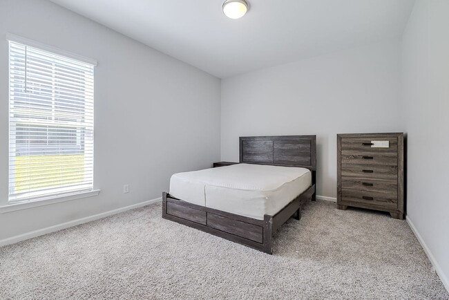 Building Photo - Luxury Meets Simplicity in This One-Story ...