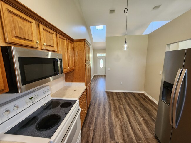 Building Photo - 5785 US-441