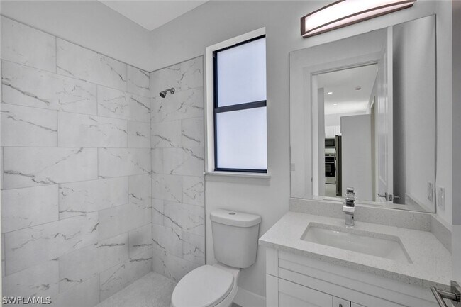 Building Photo - 430-432 Bell Blvd