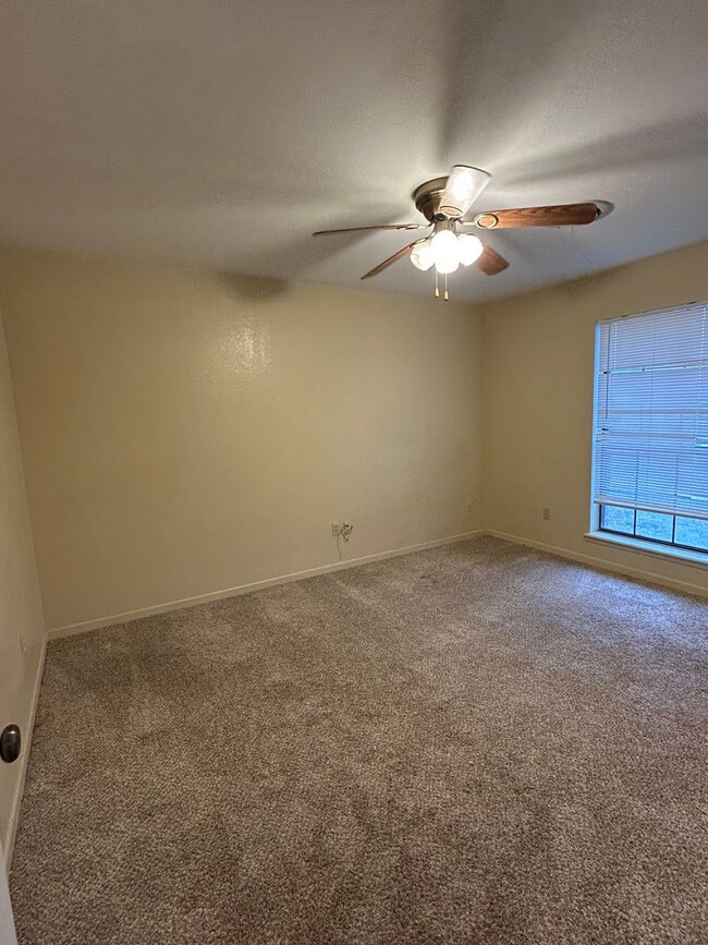 Building Photo - Fully remodeled 3 bedroom home in Wylie!!