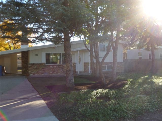 Building Photo - 1022 E 5290 S