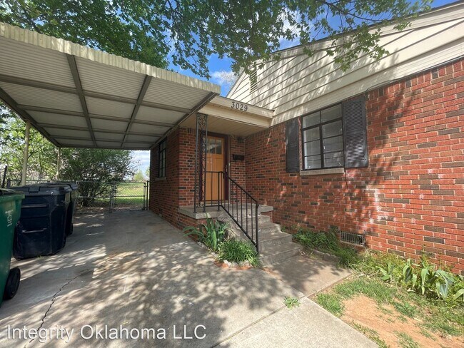 Building Photo - 2 br, 1 bath House - 3029 W. Eubanks