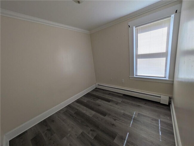 Building Photo - 50 Mt Hope Ave