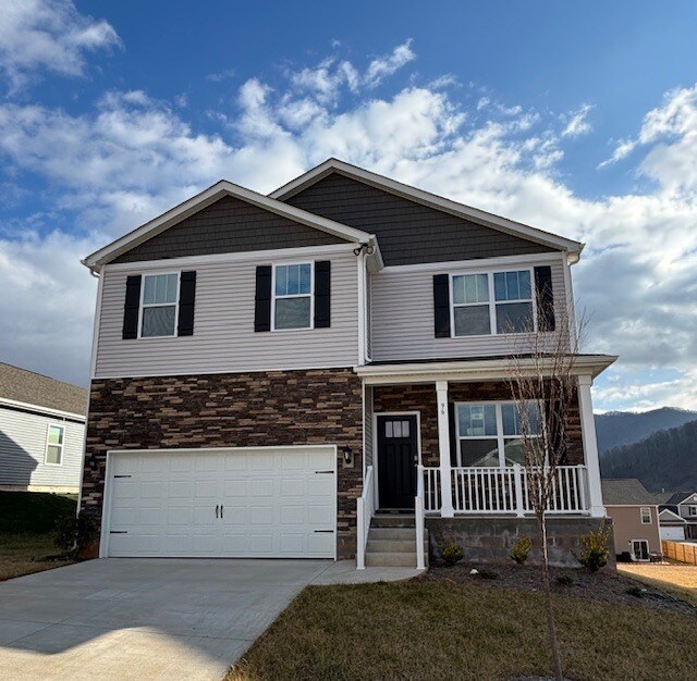 Building Photo - 96 Farmwood Ln