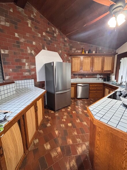 Building Photo - 3928 Ulu Alii St