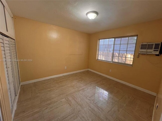 Building Photo - 3 bedroom in North Miami FL 33161