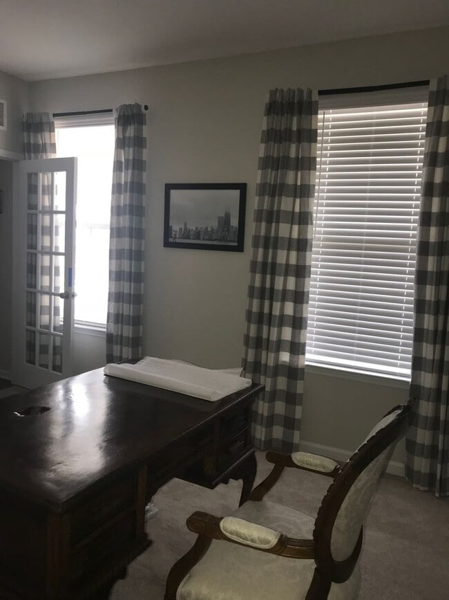 Building Photo - 319 Waybridge Way