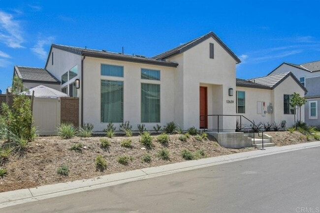 Building Photo - 12639 Elizabeth Wy