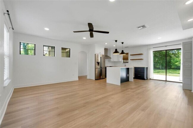 Building Photo - 3622 Devonswood Dr