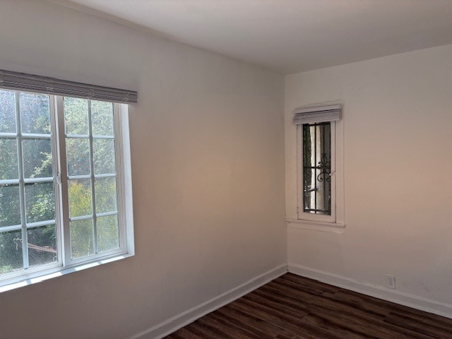 Building Photo - 3266 1/2 W Descanso Dr