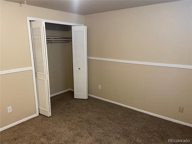 Building Photo - 6628 Dublin Loop W