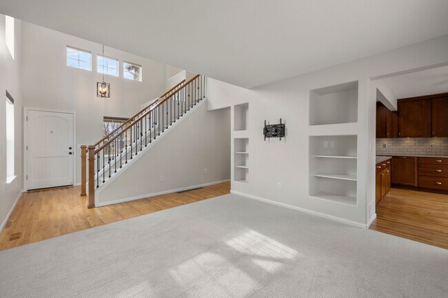 Building Photo - Move-In Ready 4 Bed, 3.5 Bath Home in Prime Loveland Location!