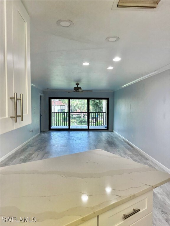 Building Photo - 4955 Pepper Cir