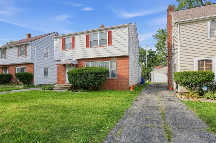 Building Photo - 3190 Ashwood Rd