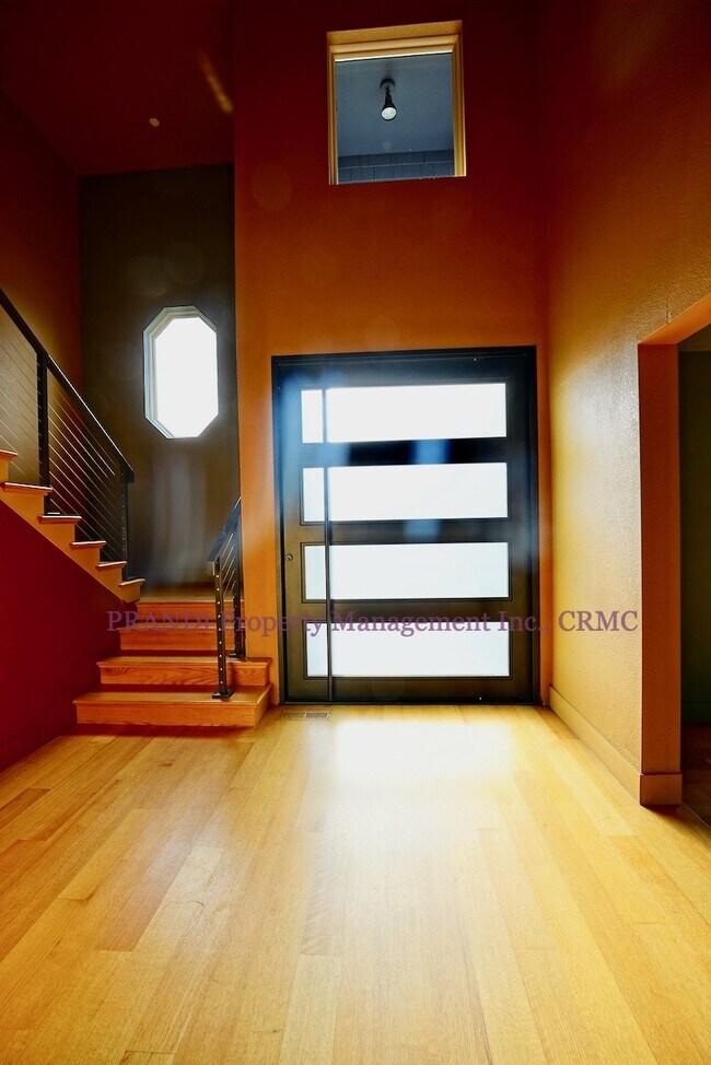 Building Photo - Sleek, Expansive, Designer Home with Priva...