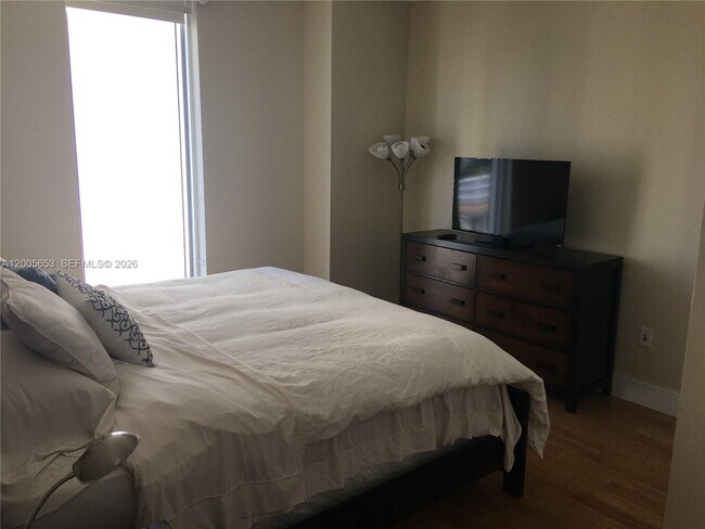 Building Photo - 185 SW 7th St