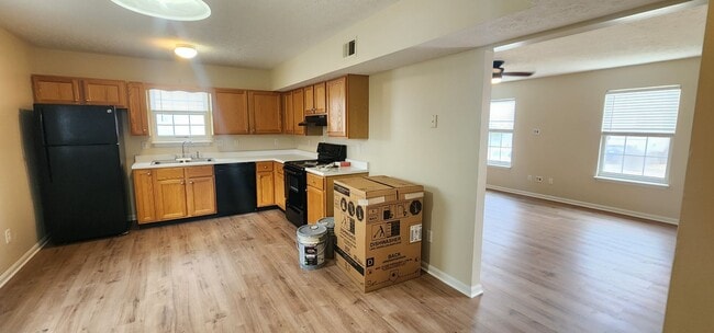 Building Photo - Fantastic 3 Bedrooms & 1.5 Bathroom, Two Story with a Garage!  Freshened Paint throughout!  Newer...