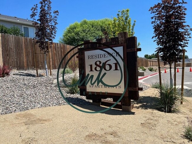 Building Photo - Modern living apartments~