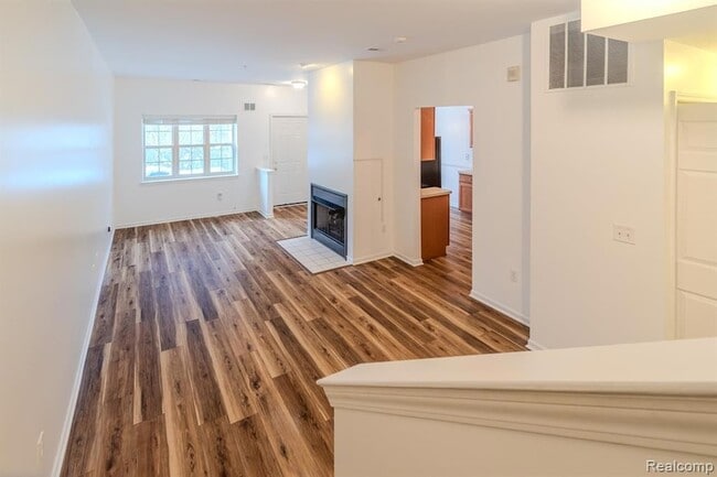 Building Photo - 39696 Rockcrest Ln