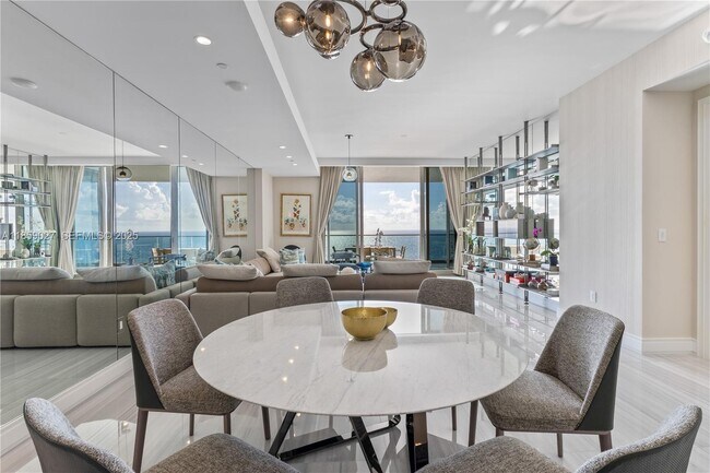 Building Photo - 17901 Collins Ave