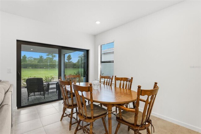 Building Photo - 6587 Silverstar Dr