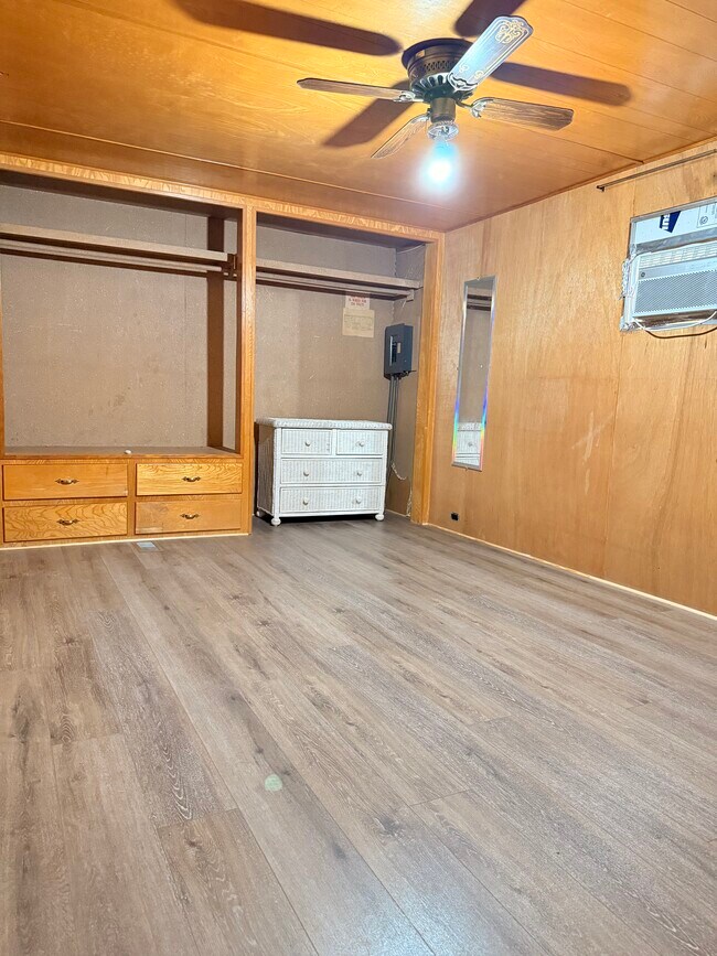 Building Photo - 254 Shoshone Ln