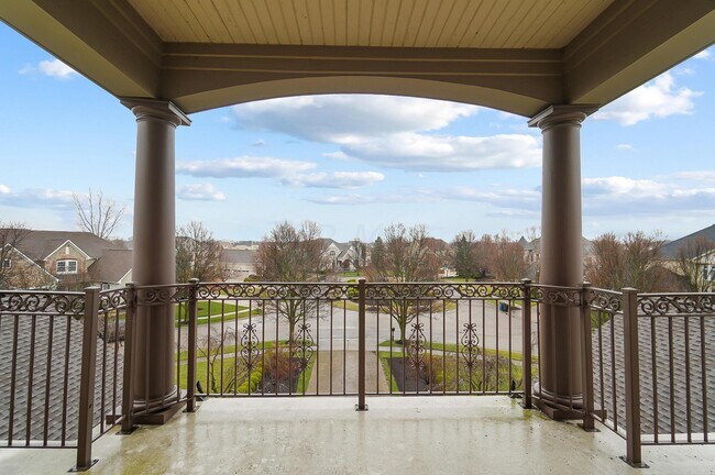 Building Photo - 6655 Traquair Pl