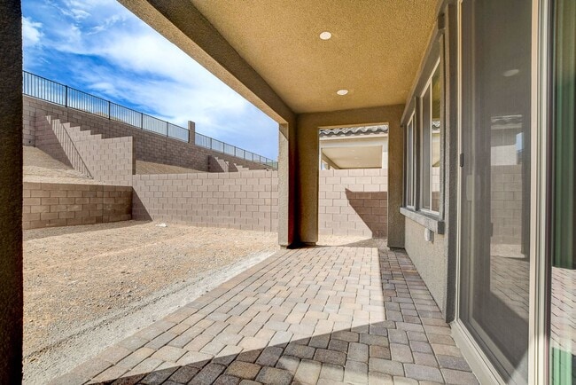 Building Photo - Spacious 3-Bed Summerlin Home with Den, Lo...