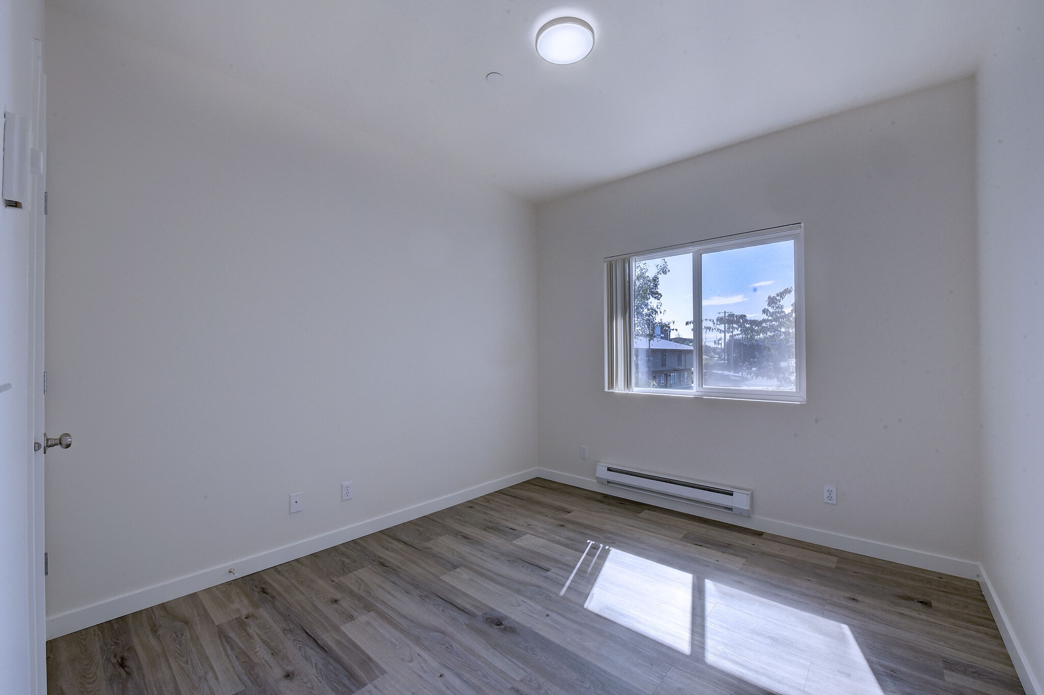 Building Photo - 1117 7th St