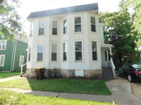Building Photo - 109 E Washington St