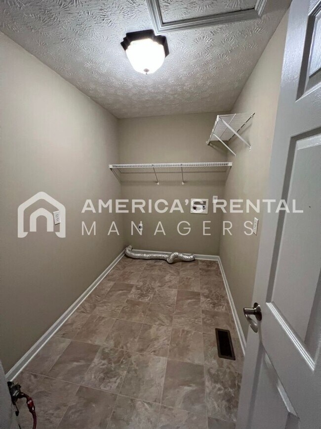 Building Photo - MOVE IN SPECIAL!!! - Home for rent in Lincoln!!! Available NOW!!! - Sign a lease by 5/15/26 to re...