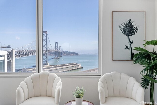 Building Photo - 501 Beale St