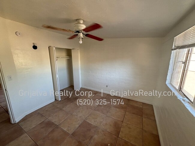 Building Photo - Northwest 3 Bed, 2 Bath House for Rent (Ruthrauff/La Cholla)
