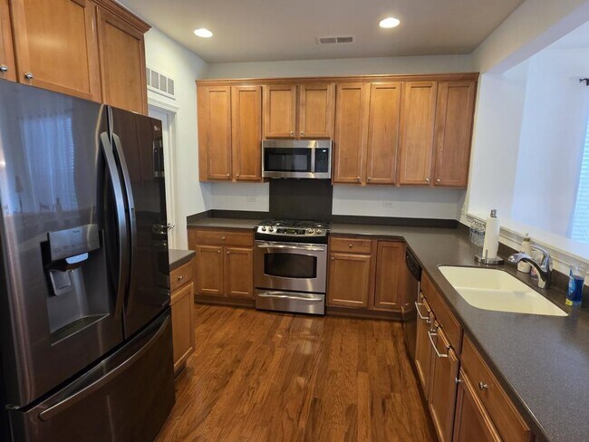 Building Photo - 2772 Cascade Falls Cir
