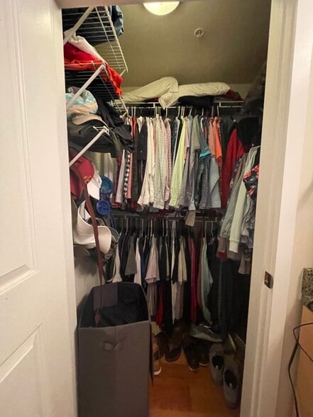 Building Photo - 1700 Bassett St