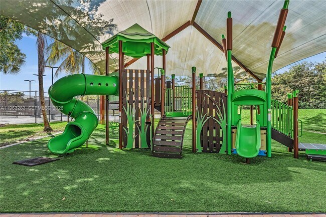 Building Photo - 5851 NW 125th Terrace