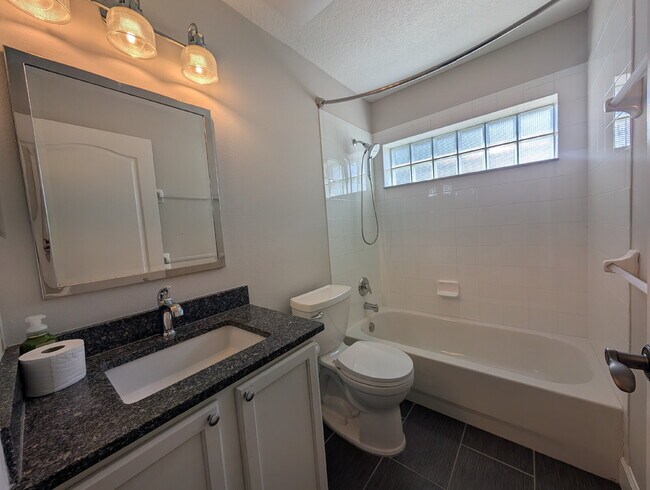 Building Photo - Beautiful 3 Bedroom Home in Viera