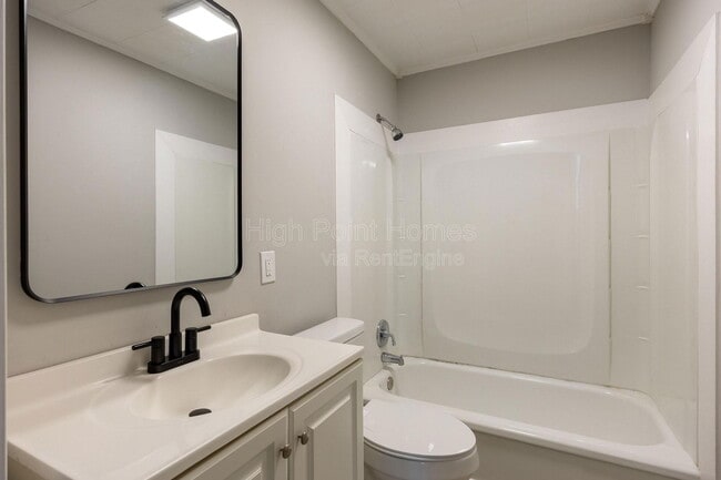 Building Photo - 1531 Wilson Rd