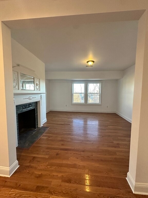 Building Photo - 283 Broadway Rd