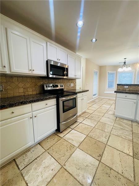 Building Photo - 2107 Chatou Pl