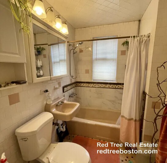 Building Photo - 21 Bothwell Rd