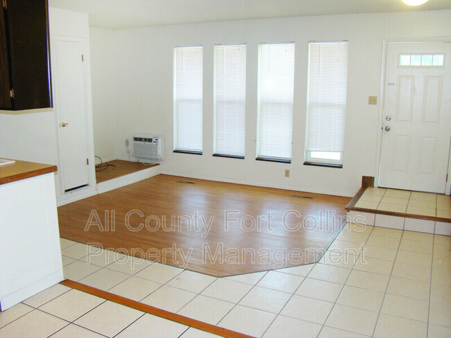 Primary Photo - 1730 Pecan St