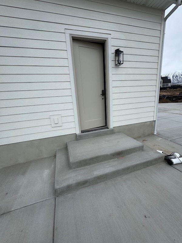 Building Photo - 279 W 110 S