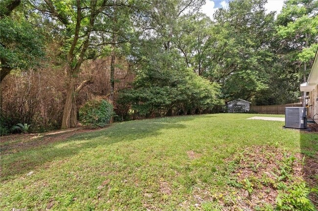 Building Photo - 7260 Pecan Terrace Dr
