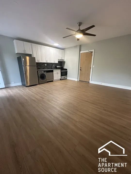 Building Photo - 730 Judson Ave