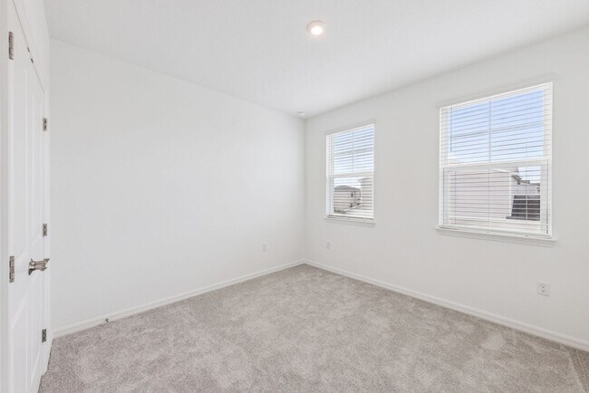 Building Photo - Brand New Construction 4b/3ba Home in Debary