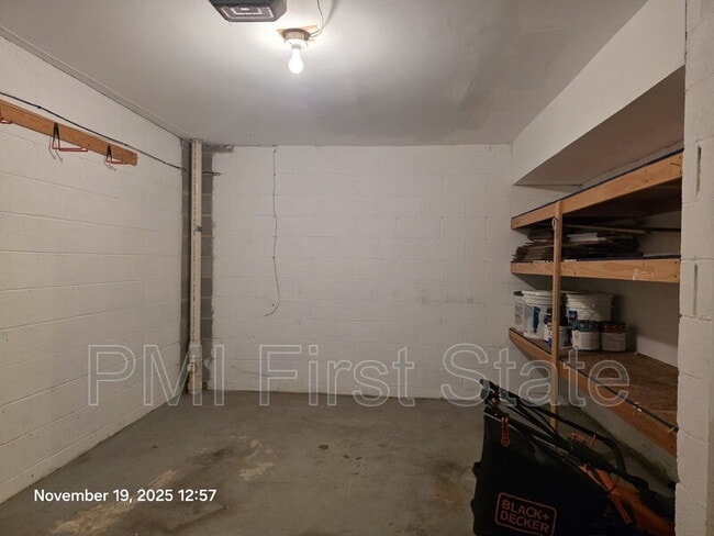 Building Photo - 104 Chadd Rd